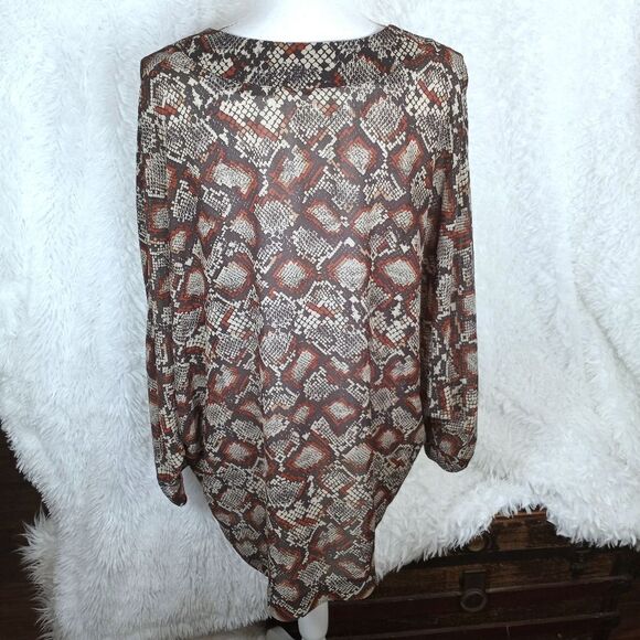 BLOUSE CREAM, BROWN, ORANGE SNAKE PRINT DOLMAN SLEEVE BLOUSE SZ.XL EUC - Picture 5 of 8
